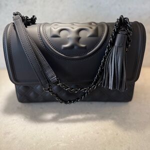 Black Quilted Chain Shoulder Bag